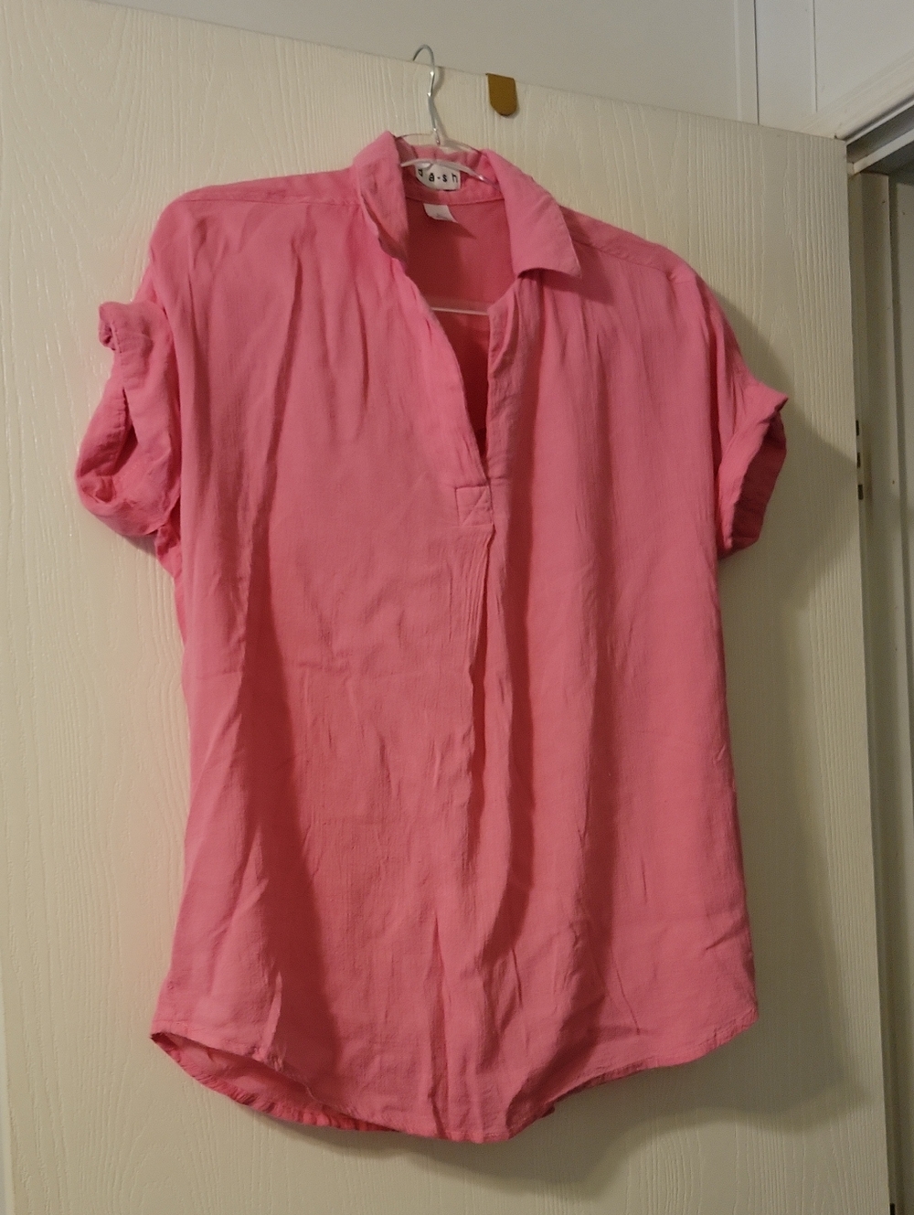 Relaxed Pink Short-Sleeve V-Neck Tunic Top